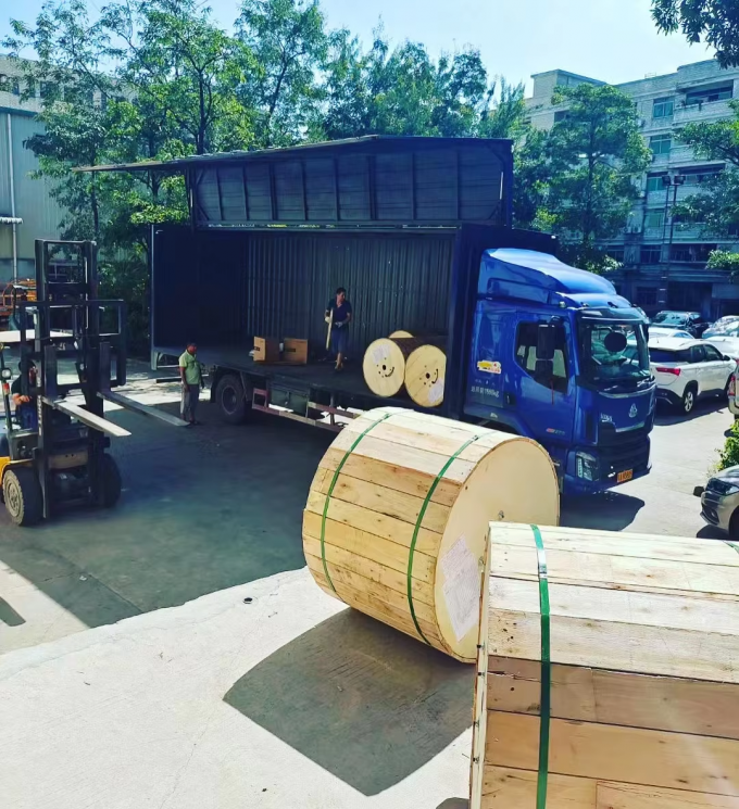 Заводской склад наружного бронированного оптоволоконного кабеля GYTS53-96 жил, двойная оболочка G652D, отгрузка в тот же день 14