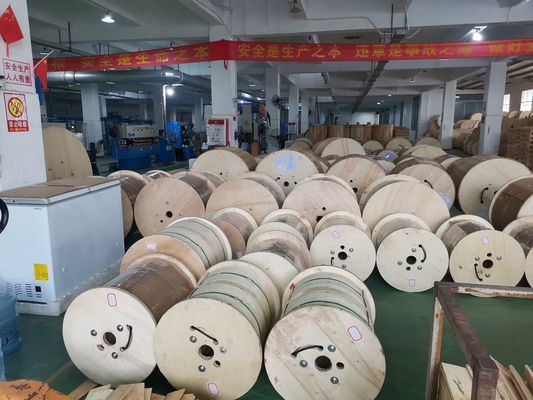 Пядь ядров 120m кабеля оптического волокна ADSS прочности FRP на открытом воздухе 24