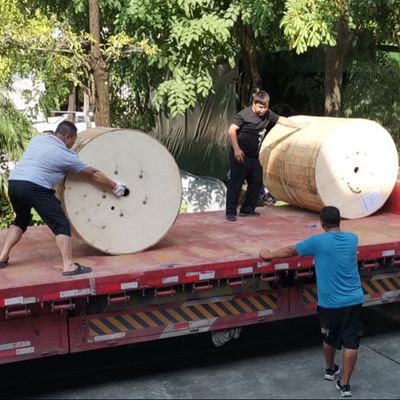 Производитель изготовителя 144 Ядро ADSS Внешний воздушный оптический кабель 1KM 2KM 3KM Цена