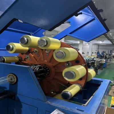 Внешний ADSS G652 12 24 48 96 Ядерный волоконно-оптический кабель с черным пальто