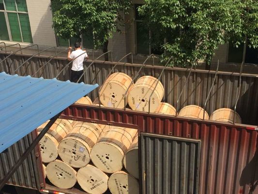 На открытом воздухе GYFXTY 2 4 кабель оптического волокна 6 ядров для радиосвязи